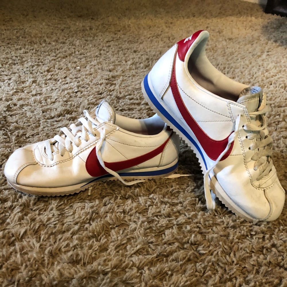 Women’s Nike Classic Cortez Leather Sneakers